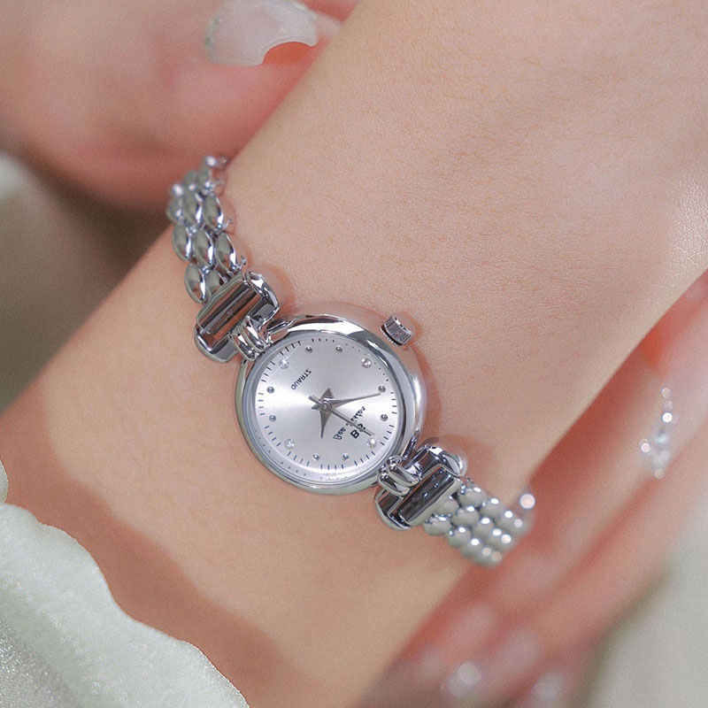 2024 yeni lüks buz mavi gümüş  - Luxury Watch With Leather Strap incelemesi ve fiyatı