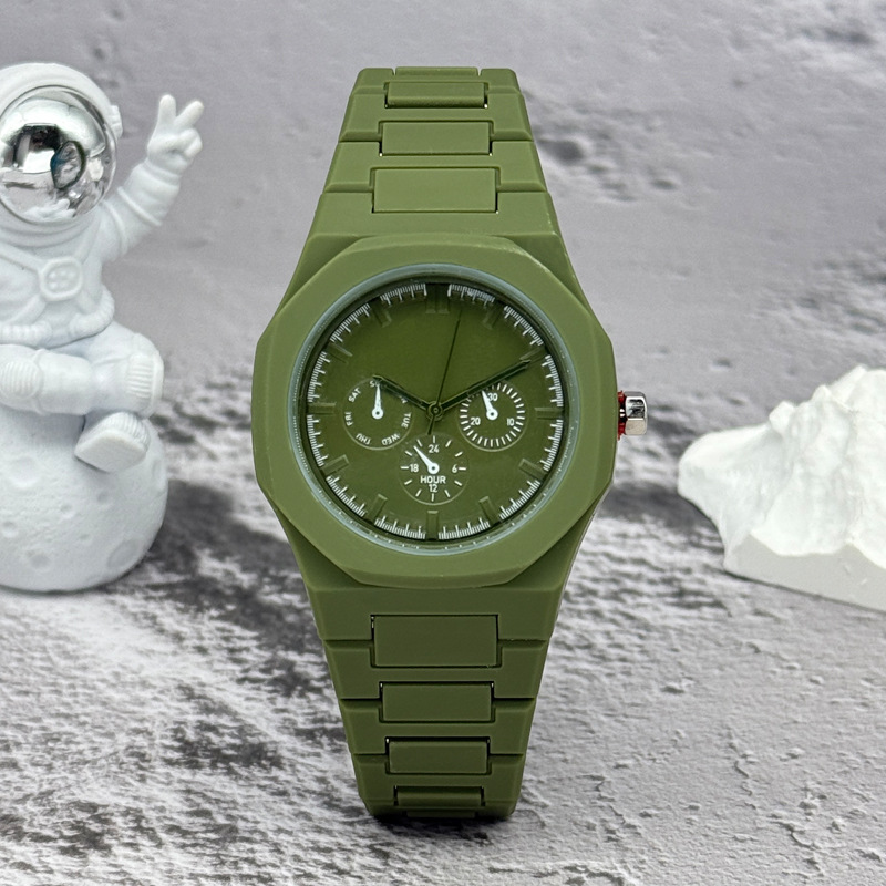 Ünlü Marka Sahte Üç Gözlü Kadr - Luxury Watch Maker incelemesi ve fiyatı